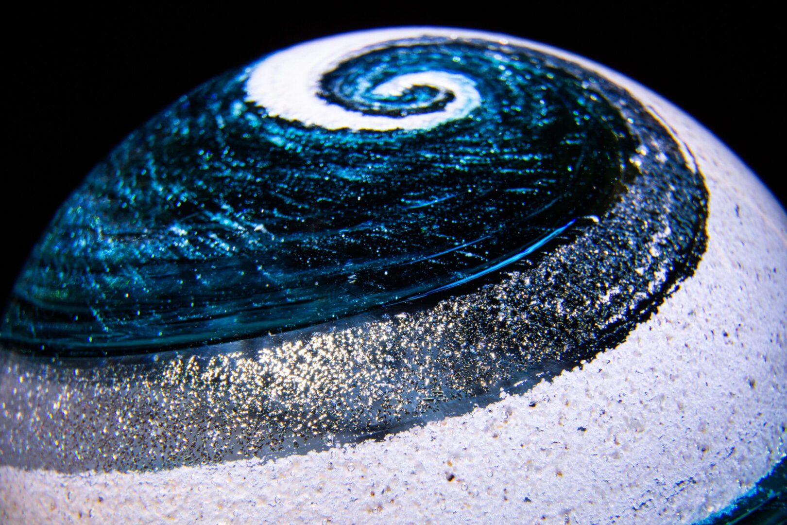 Dichroic Silver Accenting