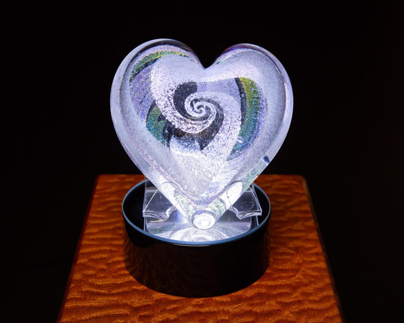 Double Ash Gold Silver Heart<br> on LED lighted base<br> and acrylic heart stand